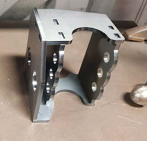 Upper Link Mount