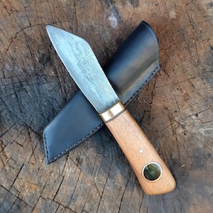 Knives By Benjamin Madden: Totara Serpentine Seax Belt Knife