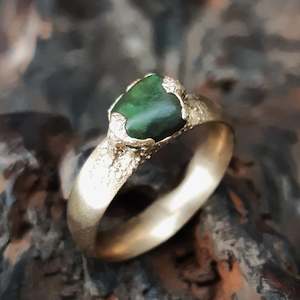 Pounamu Peak Ring ~ Size: 9 / R+