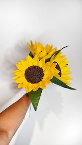 Florist: Sunflower – 6 stems