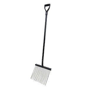 VIKING MANURE RAKE 18 TYNE STEEL WITH HOLLOW CORE FIBREGLASS D HANDLE - VTF80075