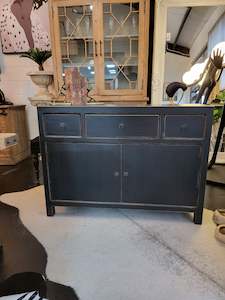 Barclay 2 Door 3 Drawer Sideboard