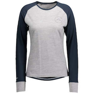 Sporting equipment: Ski Shirt W's Defined Merino Long Sleeve