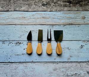 4 Piece Cheese Knife Set