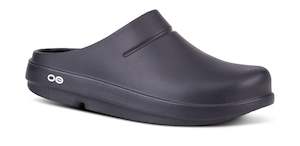 Shoe: Men's OOcloog Clog - Black