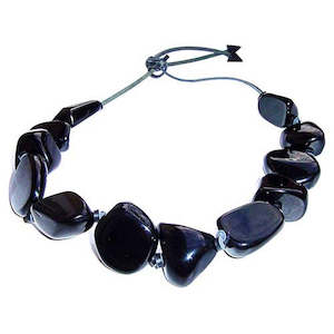 Clothing accessory: Sobral Large Flintstones Black Resin Necklace on Leather