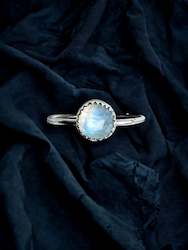 Moonstone ring - fleur