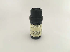 General store operation - mainly grocery: Kereru - Essential Oil Organic Ylang Ylang - [5ml]