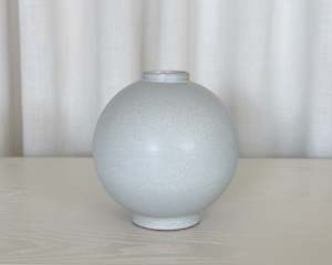 Gift: Om Vase | Large