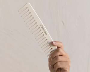 Gift: Chloe Zara | Everyday Comb | Bone