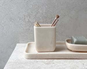 Gift: Saardé Toothbrush Holder | Marshmallow