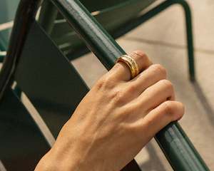 Gift: Louise Damas | Charlotte Ring