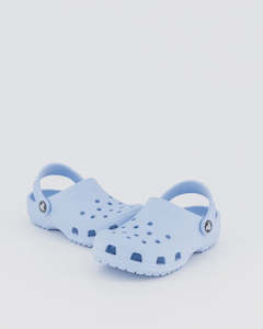 Shoe: CR-N9 (Crocs classic clog kids blue calcite) 72493304