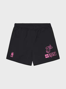 Shoe: NBAA-Q5 (NBA essentials spencer nylon shorts heat black) 112493478