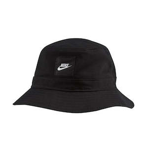 NA-N37 (U nike sportswear futura bucket hat black/white) 52292040