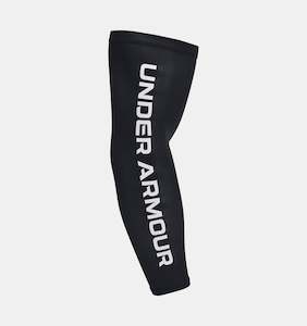 Shoe: UAA-F12 (Under armour unisex compete sleeve black/white) 22491739