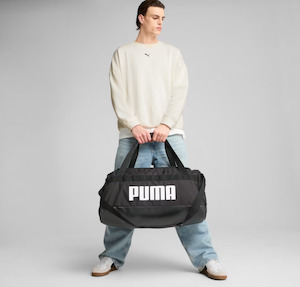 Shoe: PE-H2 (Puma challenger medium sports bag black) 22593500