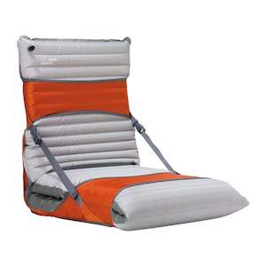 Camping equipment: Thermarest Trekker Chair 20 - Tomato