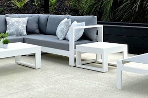 BASK SMALL SIDE TABLE WHITE - Outside Space