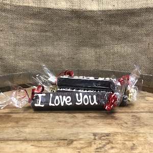 The Fudge Cottage I Love You Log, 115g