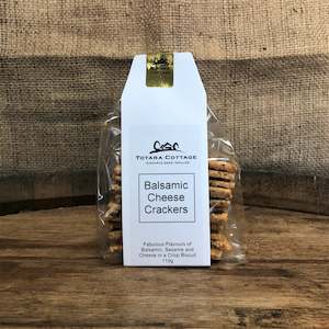 Totara Cottage Balsamic Cheese Crackers, 110g