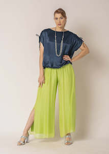 Clothing: Aploy Top in Navy