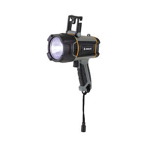 Lighting: Lumos R700 Spotlight