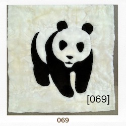 Alpaca Rugs: Rug Alpaca Huacaya 1.8x2.1 Panda