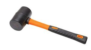 30 Camp - Equipment: Kiwi Rubber Mallet W. Fibreglass Handle