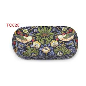 William Morris Design Travel Case - Strawberry Thief