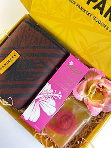 Pelila Panikeke Gift Box