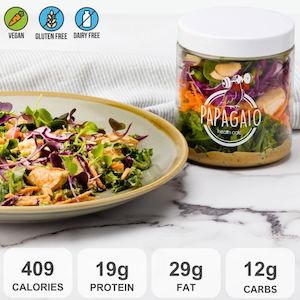 Cafe: VEGAN TOFU & KALE SALAD JAR