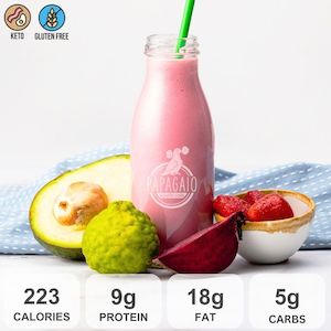 KETO STRAWBERRY PROTEIN SMOOTHIE