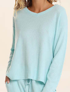 Super Soft Waffle V-Neck LS Top in Aqua