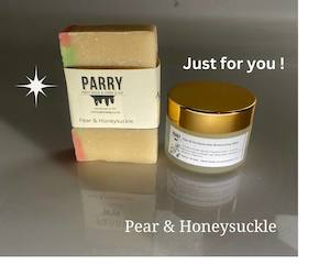 Pear & Honeysuckle Moisturising Balm