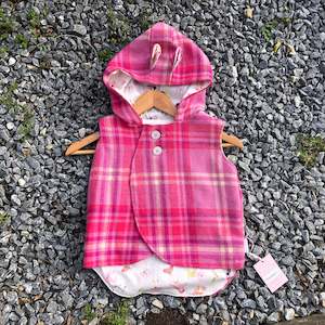 Building supplies: Size 3 Pink, purple and white tartan with white floral and teddy ears