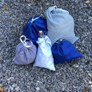 Building supplies: Beautiful Blues Gift Bag Bundle