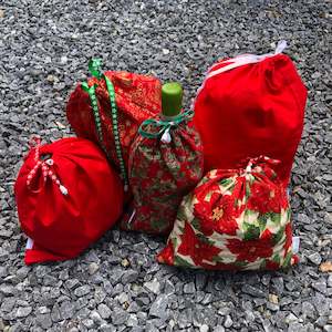 Building supplies: Rudolph Christmas Reds Gift Bag Bundle