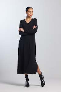 PAULA RYAN ESSENTIALS Scoop V Sheath Dress - Black Merino