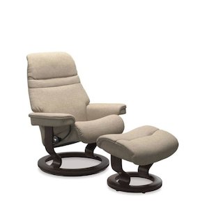 Stressless® Sunrise Medium Fabric Recliner - Classic Base (Daisy Beige Wenge base)