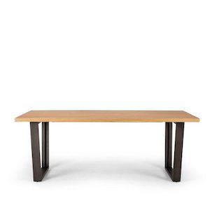 New Yorker Dining Table 2000w