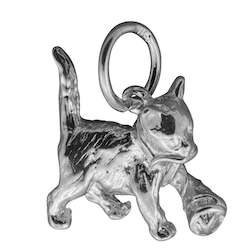 Jewellery: Silver Kitten with Ball of Wool Charm