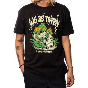 ALC WE BE TRIPPIN TEE - BLACK