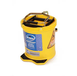 Plastic container, household: Bucket with, Castors, Foot Operated 16 Litre