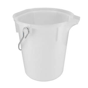 Bucket 15 Ltr With Pourer Pourmaxx White