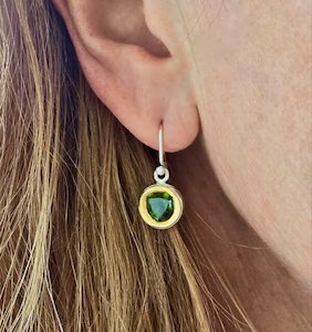 Earrings green tourmaline trilliant set in 24ct gold and silver