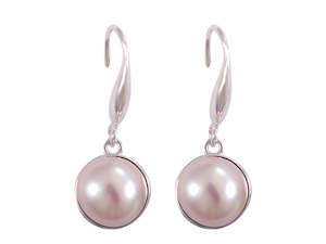 Womenswear: Mauve Freshwater Pearl earrings - PL0322