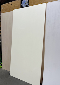 LPL(melamine) MDF Vanilla 2/F 2440x1220x19mm – Penrose Panel & Roofing