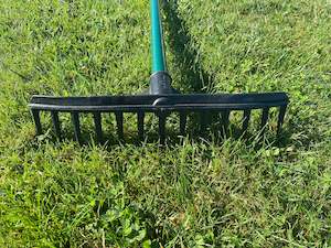 Landscaping Equipment: Ezee Rake