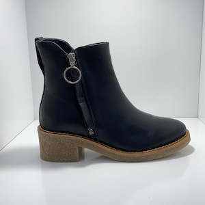 Corbeau Leather Boot with Outside Zip EOS